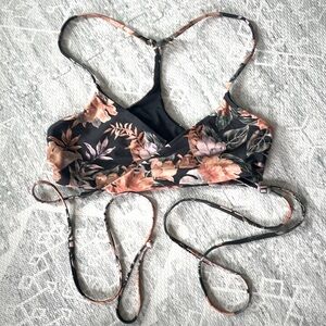 COPY - L*Space Kristin Bikini Top Size Large Color: Forget Me Not Floral